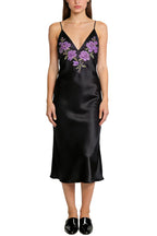 Exquisite Embroidery V-Neck Sling Midi Dress