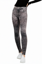 Comfortable High-rise Skinny Jeans with Tummy-control and Hip-lifting Design