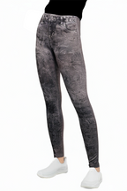 Comfortable High-rise Skinny Jeans with Tummy-control and Hip-lifting Design